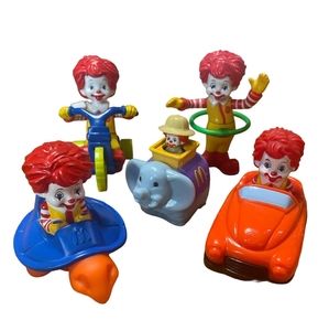 Collectible 2010/2011 Ronald McDonald toy set.